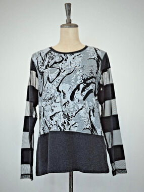 NWT Sassy #12201 Gray Black Long Mesh Sleeve Tunic Top #0236 Size S